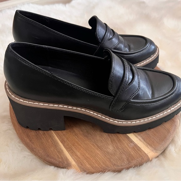 DV by Dolce Vita Shoes - DV by Dolce Vita Tammy Black Leather Loafers with Chunky Sole  Size 7.5
